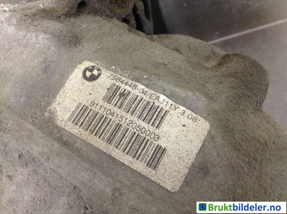 Kardang klokke bak til BMW 5-Serie 2010-2017 (F10/F11) (F10/F11) (BMW|7584448-04|EA311Y|)