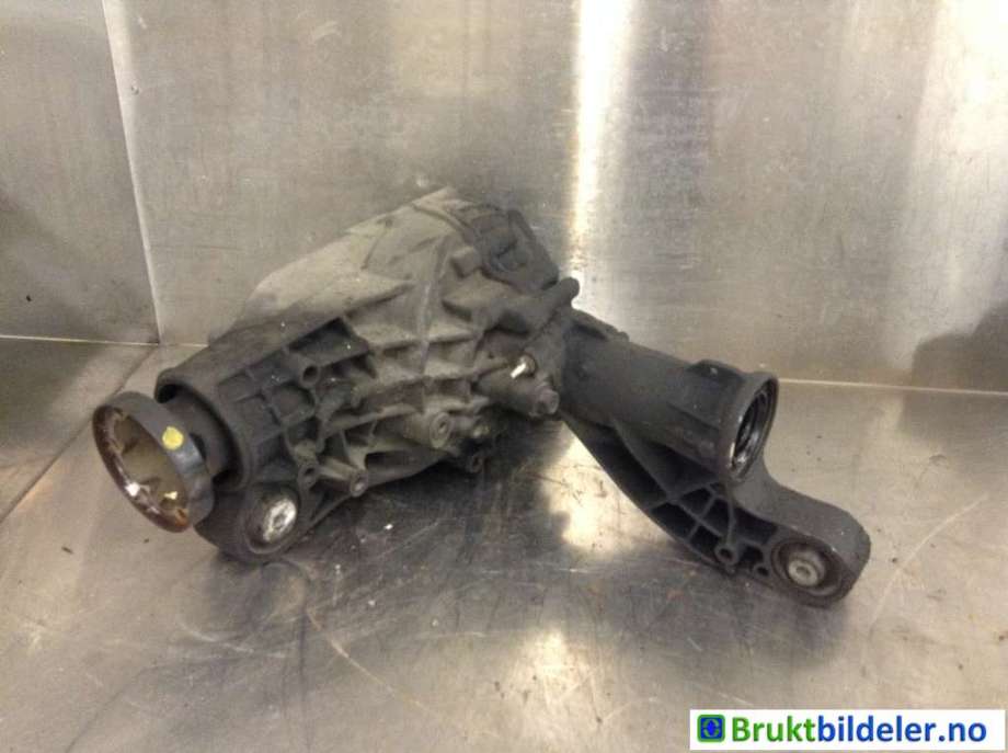 Kardang til Mercedes ML 2005-2011 (W164) (W164) (MERCEDES|A 164 330 21 02|)