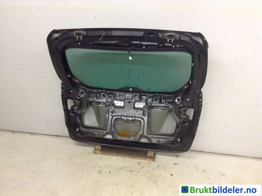 Bakluke til Hyundai Ix35 2010-2015  (HYUNDAI|73700 2Y000|)
