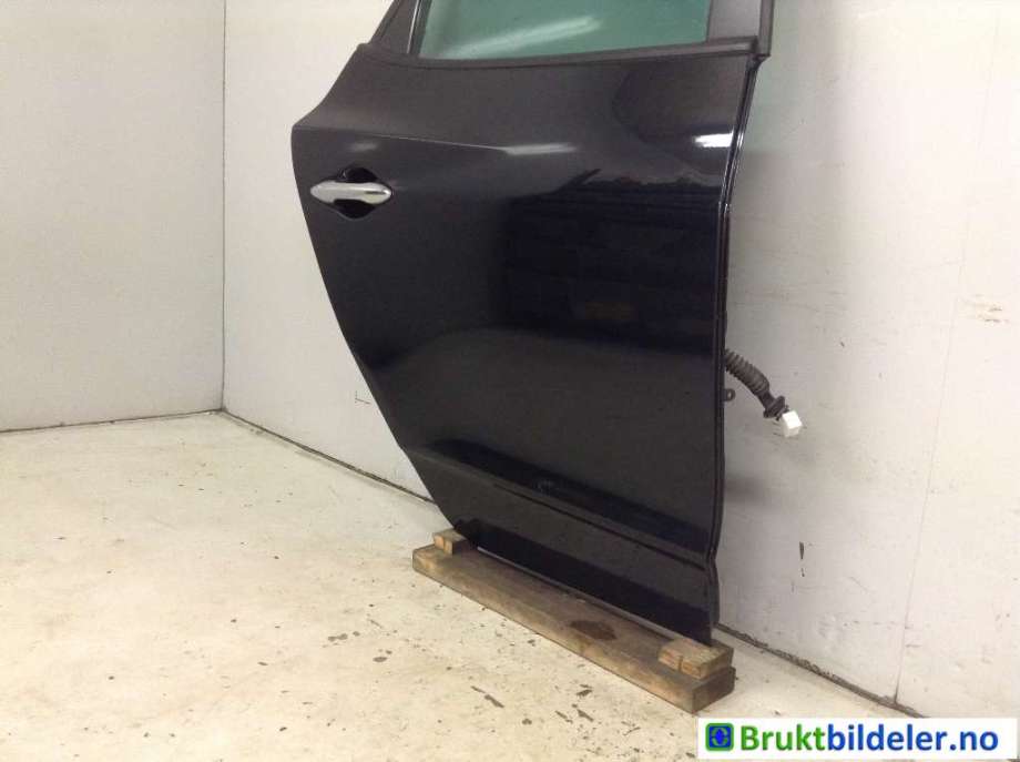 Dør høyre bak til Hyundai Ix35 2010-2015  (HYUNDAI|77004 2Y000|)