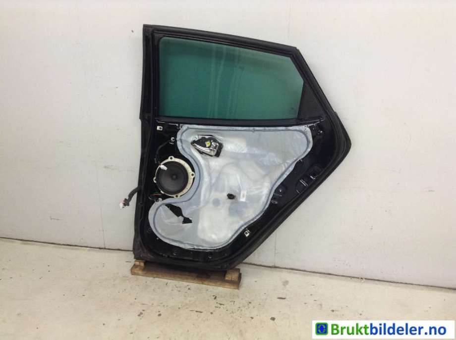 Dør høyre bak til Hyundai Ix35 2010-2015  (HYUNDAI|77004 2Y000|)