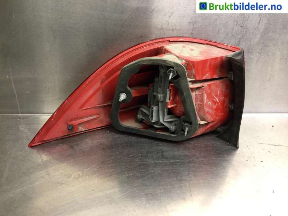 Baklykt høyre til VW Golf V, Combi 2003-2008  (VOLKSWAGEN|1K9 945 096|)