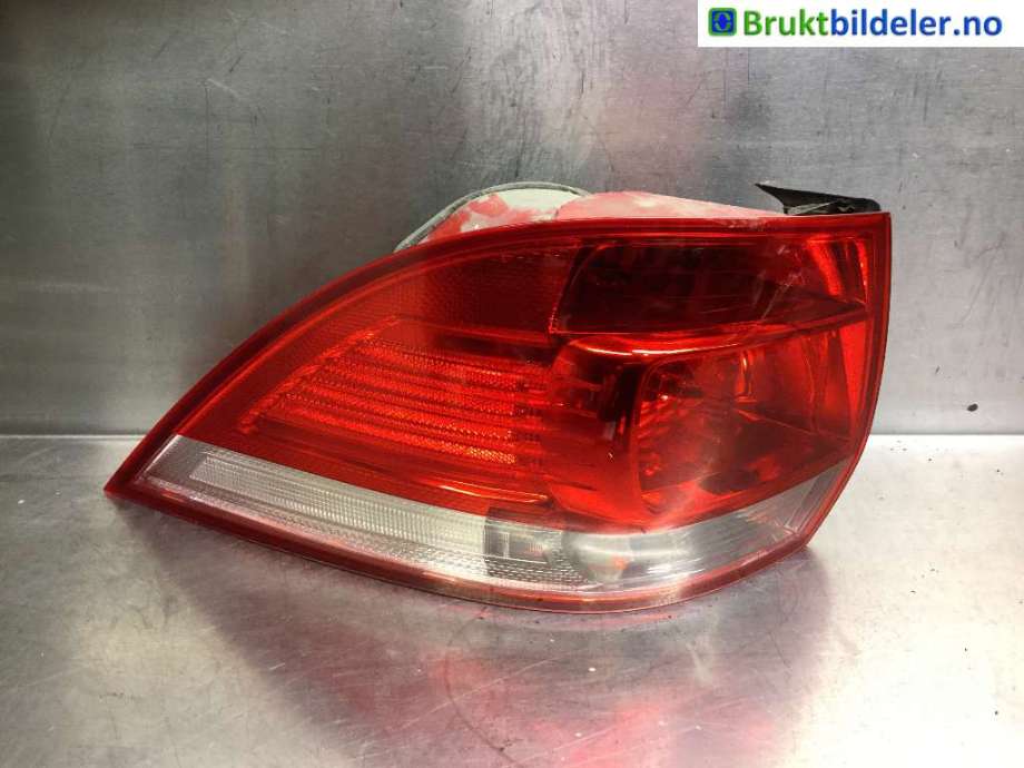 Baklykt venstre til VW Golf V, Combi, 2003-2008  (VOLKSWAGEN|1K9 945 095)