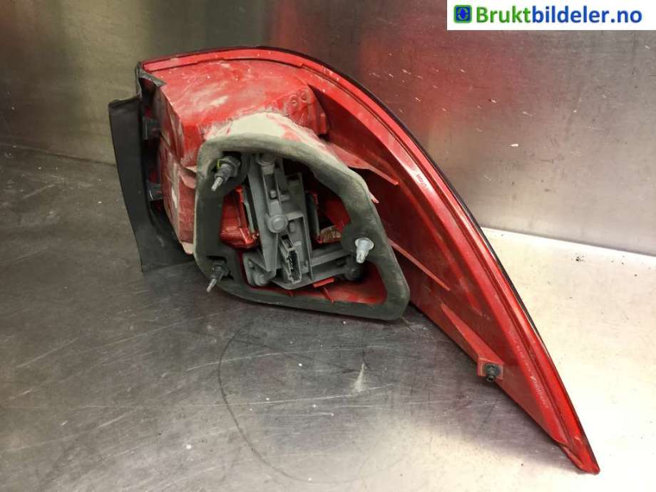 Baklykt venstre til VW Golf V, Combi 2003-2008  (VOLKSWAGEN|1K9 945 095|)
