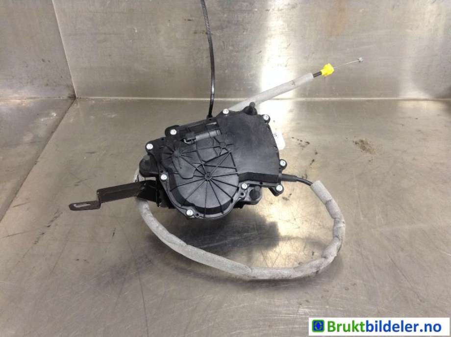 Baklukeåpner motor til BMW 3-Serie, 2012-2018 (F30/F31/F34) (F30/F31/F34) (BMW|51 24 7 269 516-06)