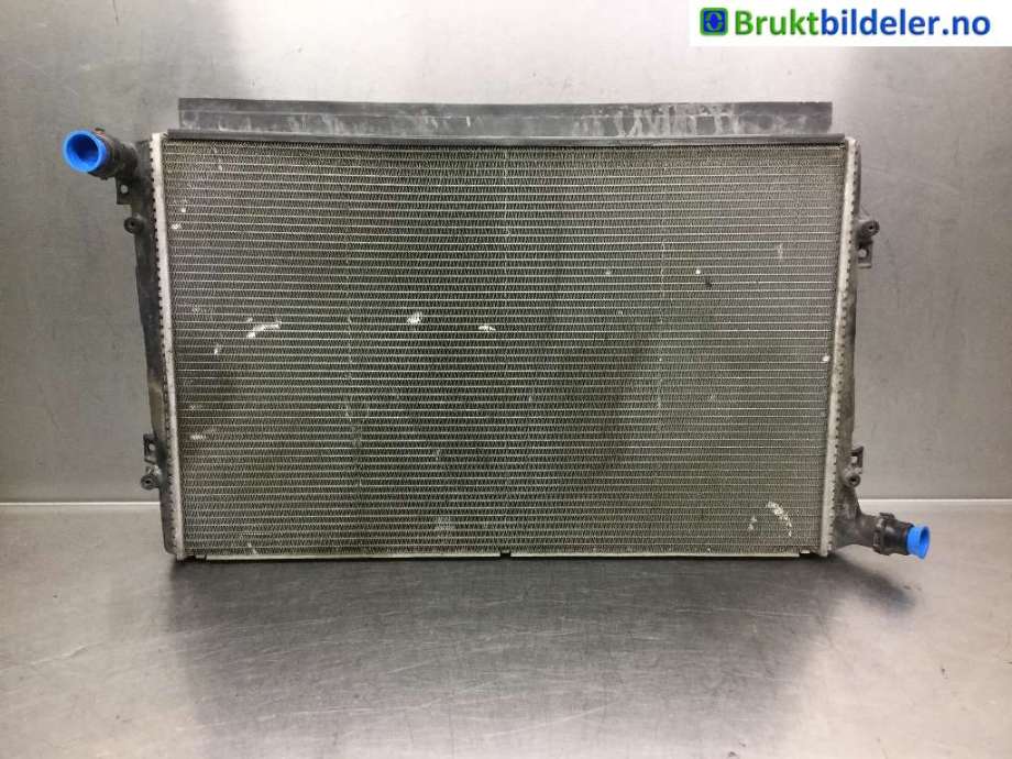 Radiator (automat gir) til VW Golf V, Combi, 2003-2008  (VOLKSWAGEN|1K0 121 251 AN)