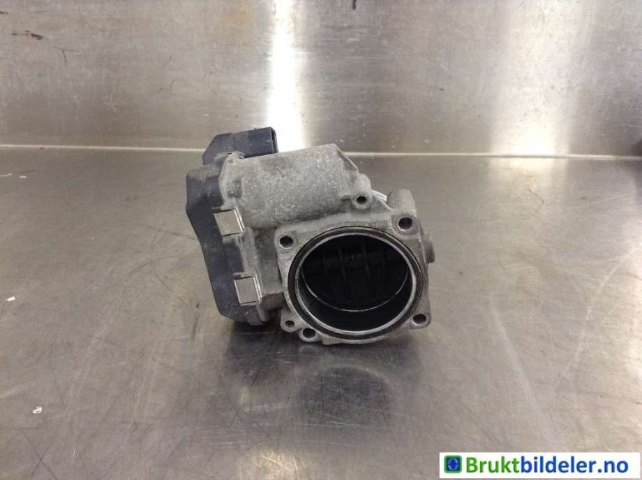 Spjeldhus til BMW 1-Serie 2004-2011 (E81/E82/E87/E88) (E81/E82/E87/E88) (BMW|13 54 7 561 066-01|A2C53115534|)