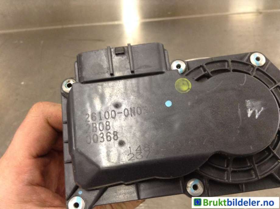 Spjeldhus til Toyota Auris 2010-2012 (Type I, Fase 2)  (TOYOTA|26100-0N030|)