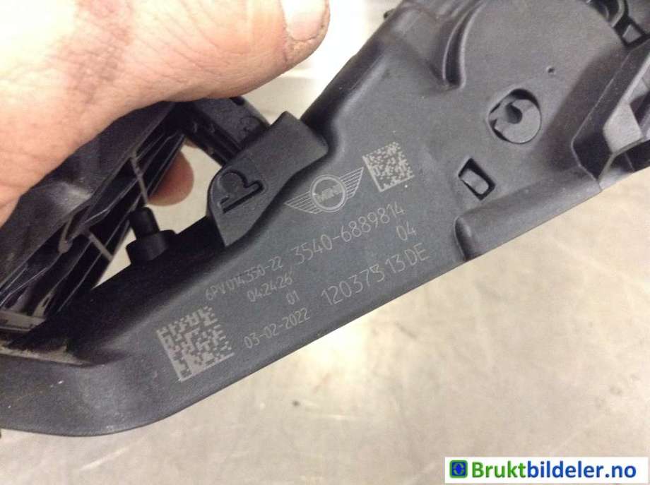 Pedal gass til Mini One/Cooper 2014-->> (F54-57) (F54-57) (35 40 6 889 814-04|6PV 014 350-22|)