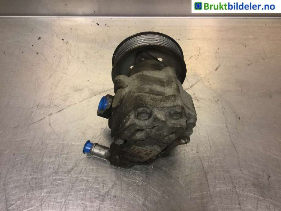 Servo pumpe mekanisk til VW Transporter / Caravelle 2009-2015 (Fase 2) (T5) (T5) (VOLKSWAGEN|7E0 422 154 E|)