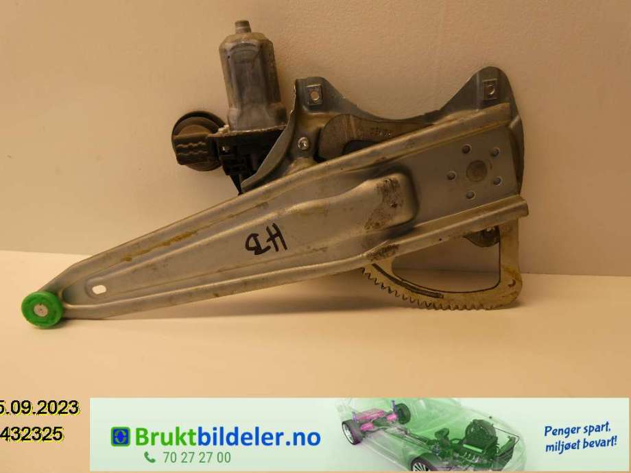 Ruteheis høyre bak til Toyota Auris 2007-2010 (Type I, Fase 1) (TOYOTA|85720-0D120|973581-100)