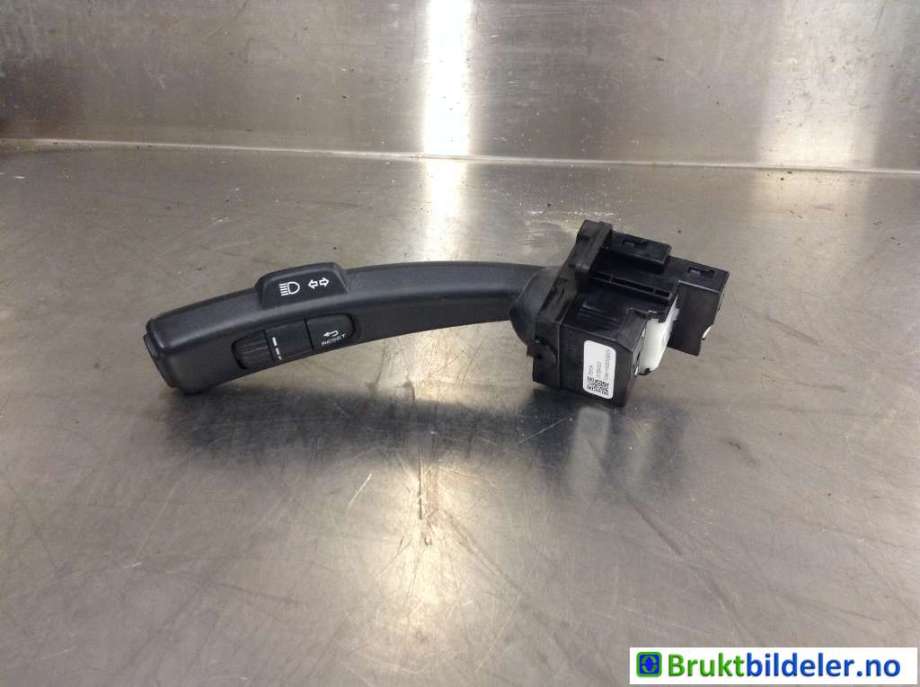 Bryter blink til Volvo XC70, 2014-2016 (Type II, Fase 2)  (VOLVO|31394001)