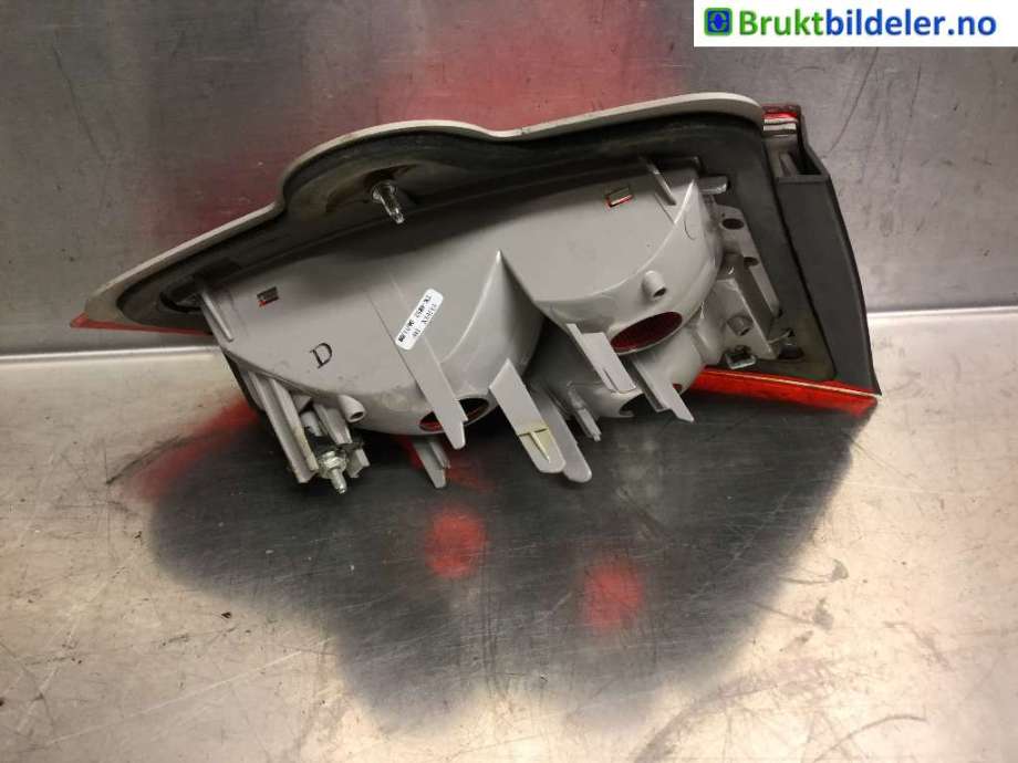 Baklykt høyre indre til Ford Mondeo 2007-2010 (Type IV, Fase 1)  (FORD|7S71-13A602-PF|)