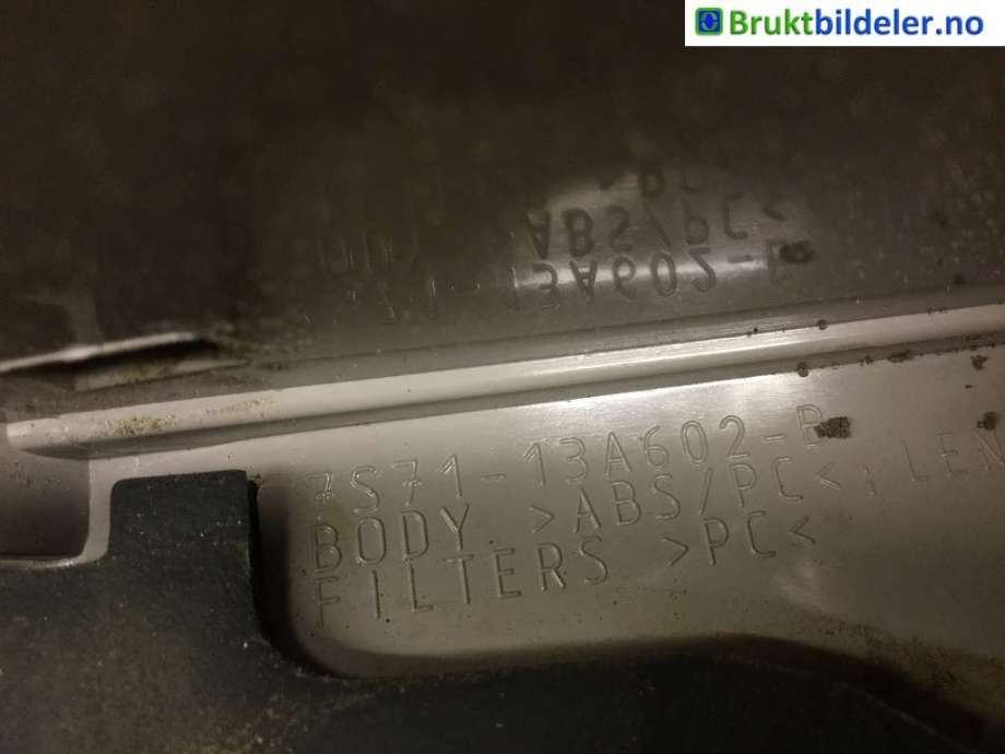 Baklykt høyre indre til Ford Mondeo 2007-2010 (Type IV, Fase 1)  (FORD|7S71-13A602-PF|)