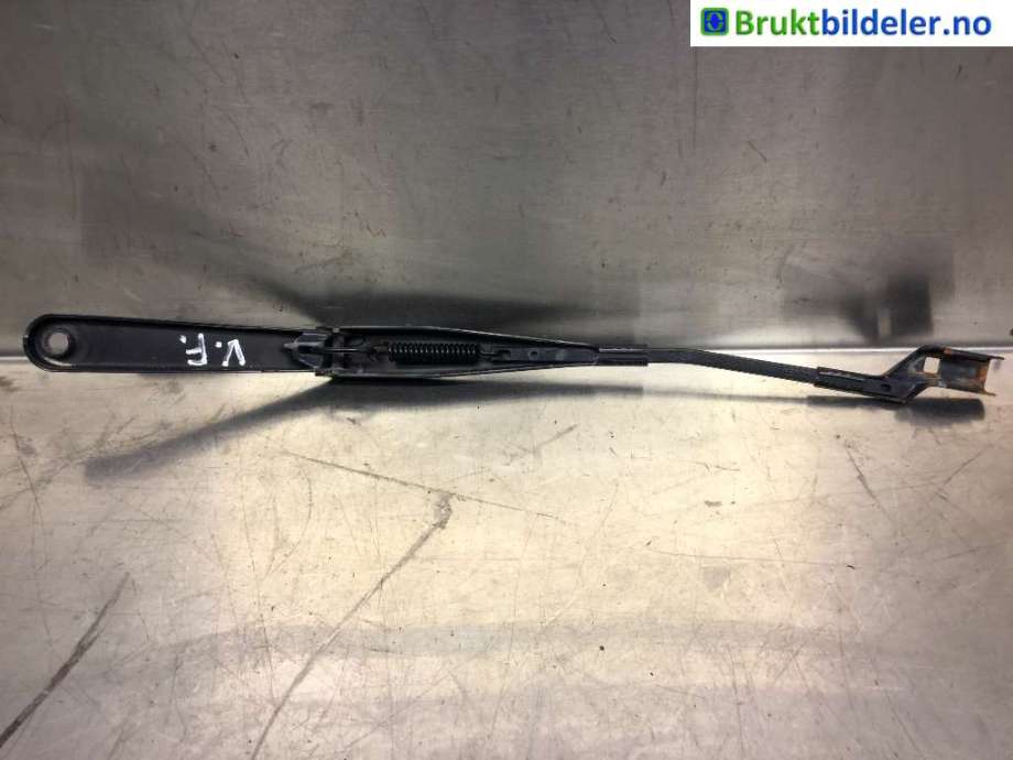 Viskerarmer frontrute til Ford Fiesta 2008-2012 (Type VI, Fase 1) (FORD||8A6117526 AC)