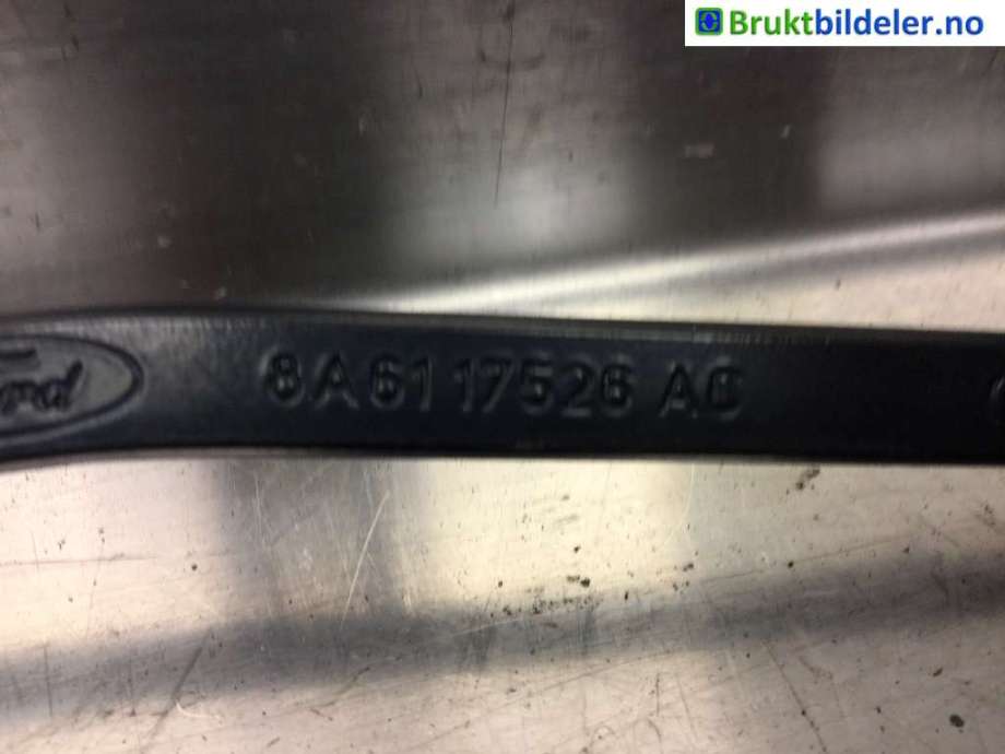 Viskerarmer frontrute til Ford Fiesta 2008-2012 (Type VI, Fase 1) (FORD||8A6117526 AC)