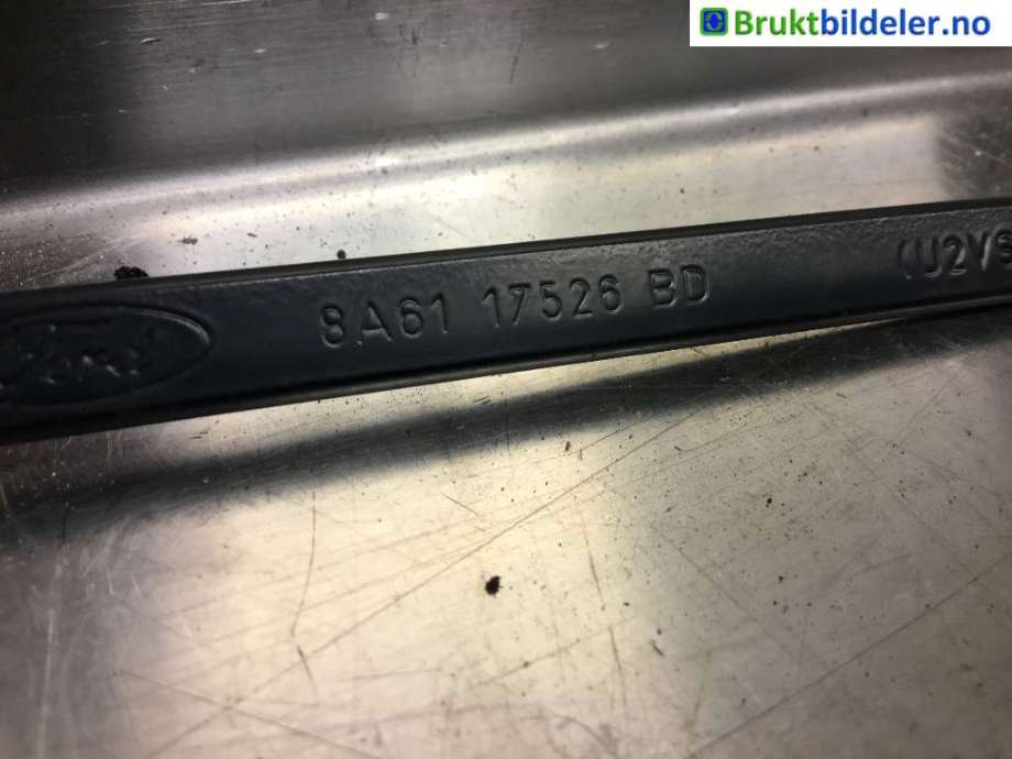 Viskerarmer frontrute til Ford Fiesta 2008-2012 (Type VI, Fase 1) (FORD||8A6117526 BD)