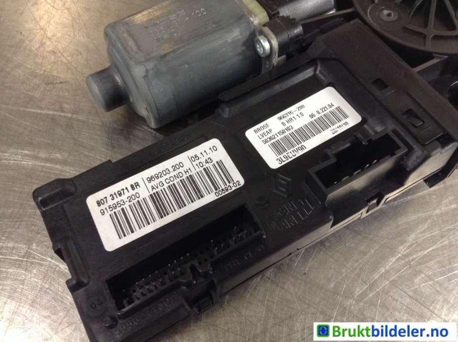 Ruteheis venstre foran til Renault Scenic 2009-2016 (Type III) (RENAULT|807319719R|969203-200|)