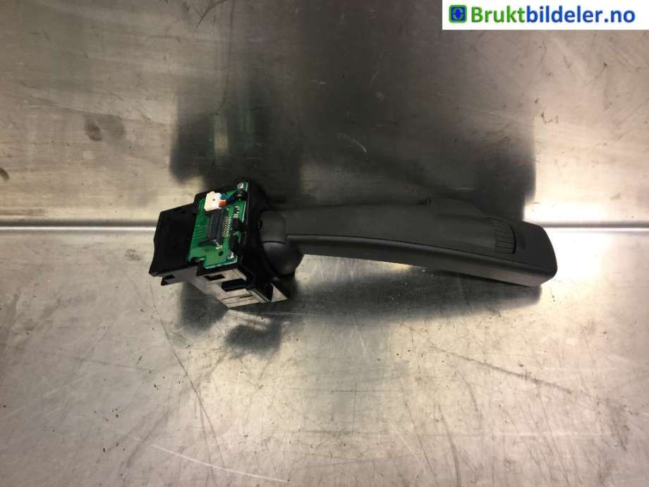 Bryter blink til Volvo XC60 2014-2017 (Type I, Fase 2) (VOLVO|31394001|)