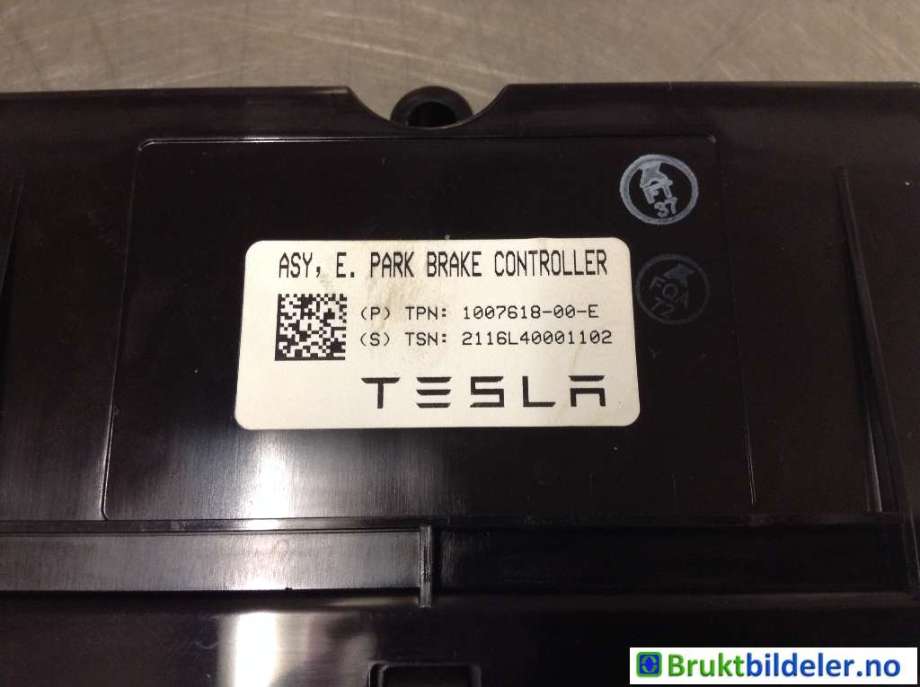 Styreenhet elektrisk parkbrems (EPB - Electric Parking Brake) til Tesla Model X 2016-->>  (TESLA|1007618-00-E|)