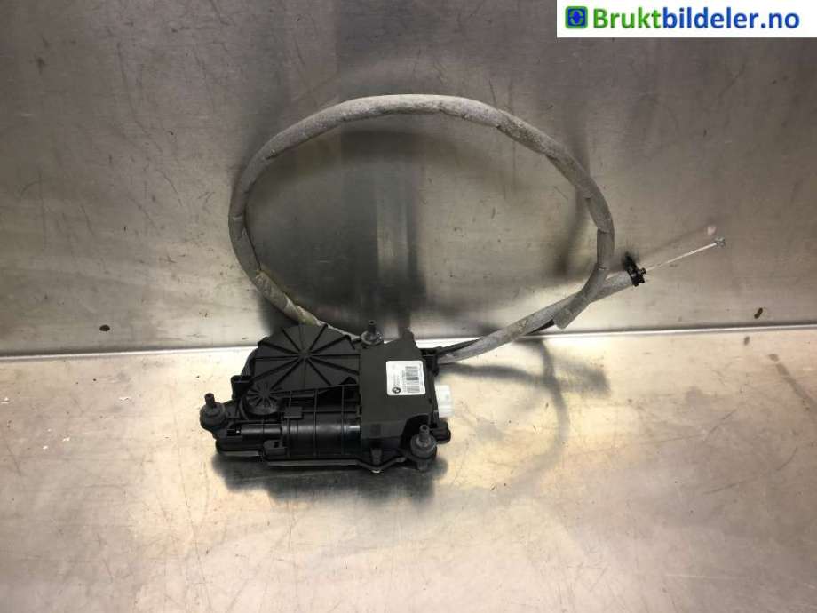 Baklukeåpner motor til BMW 5-Serie, 2010-2017 (F10/F11) (F10/F11) (BMW|51 24 7 273 752)