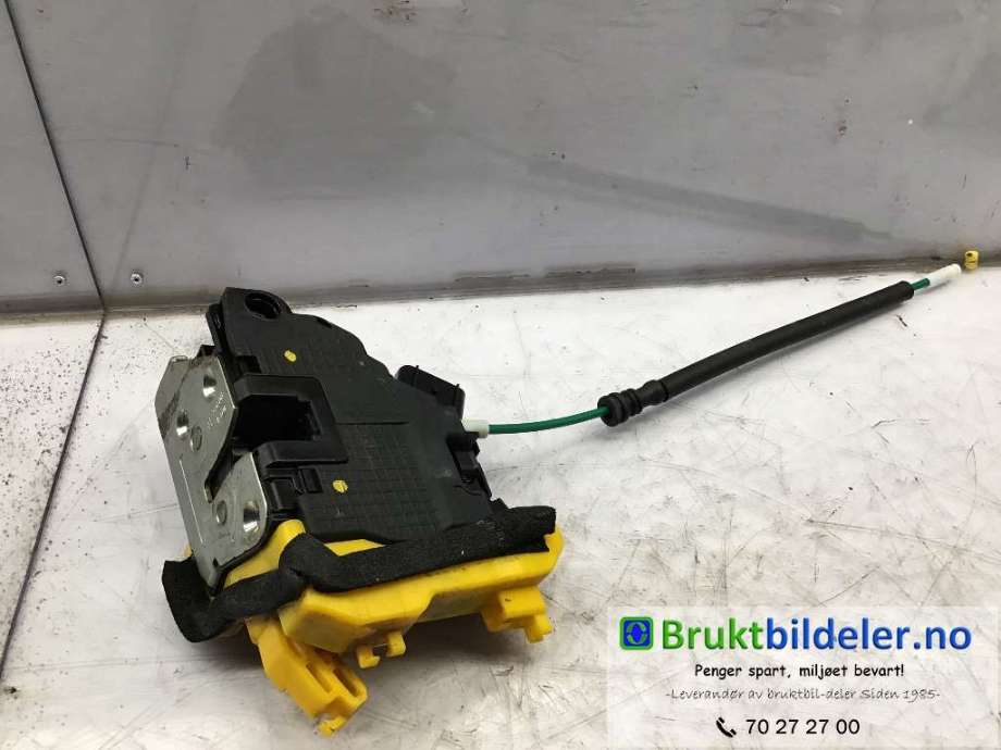Låsekasse høyre foran til Hyundai i30, 2012-2017 (Type II)  (HYUNDAI|81320-A6110)