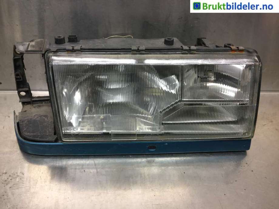 Frontlykt høyre halogen til Volvo 940, 1990-1998 (VOLVO|)