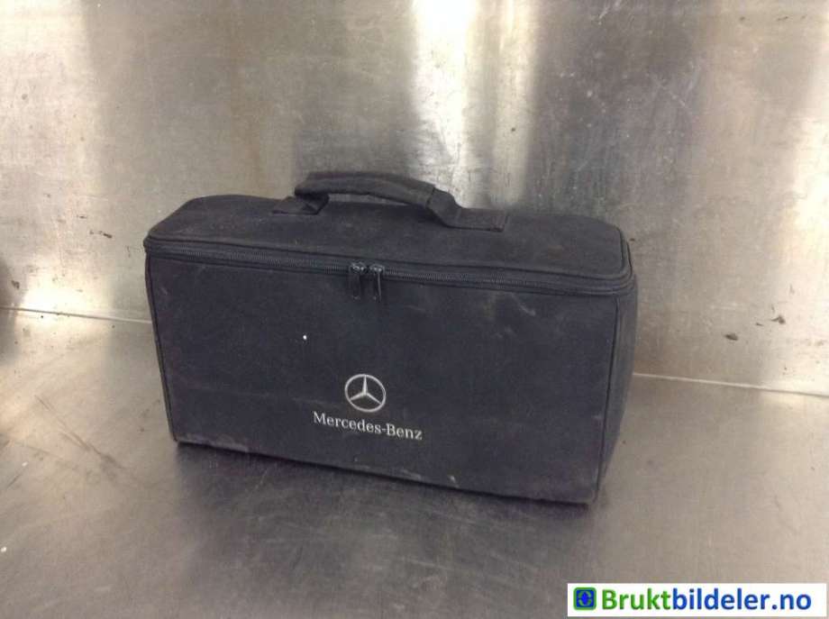 Batterilader (OBC - On Board Charger) til Mercedes C-Klasse 2014-2018 (Fase 1) (W205) (W205) (MERCEDES|A 000 583 32 00|)