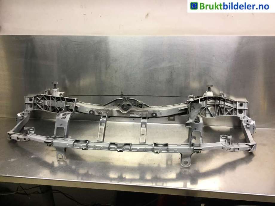 Frontplate til Ford Kuga 2008-2012 (Type I) (FORD|8V41-8B041-AK||8V41-8B041-A)