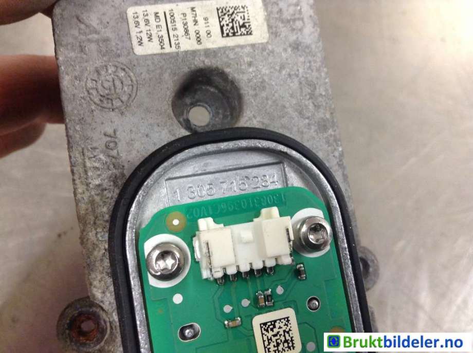 Styreenhet xenon/ballast til Mercedes C-Klasse 2014-2018 (Fase 1) (W205) (W205) (MERCEDES||1 305 715 284)