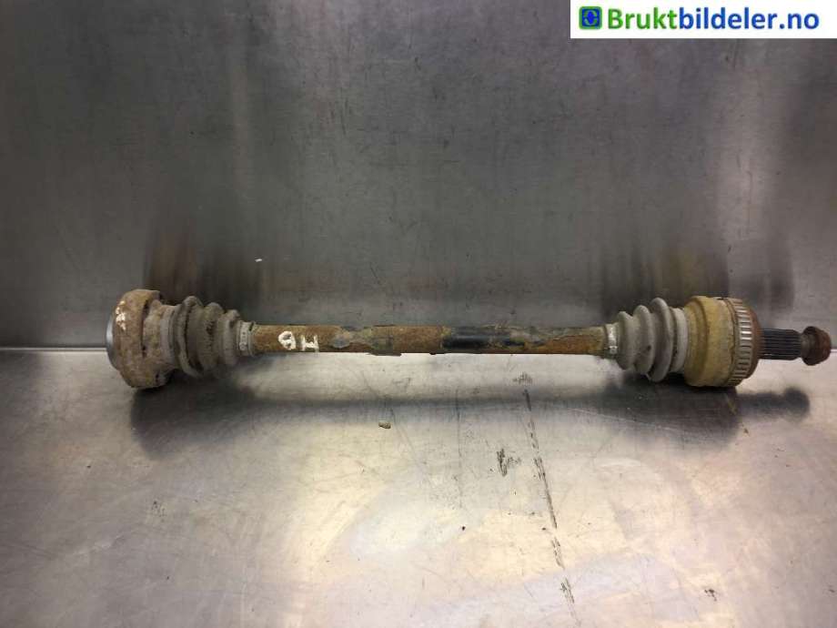 Drivaksel høyre bak til BMW 1-Serie 2004-2011 (E81/E82/E87/E88) (E81/E82/E87/E88) (BMW|7 523 964 AI02|)