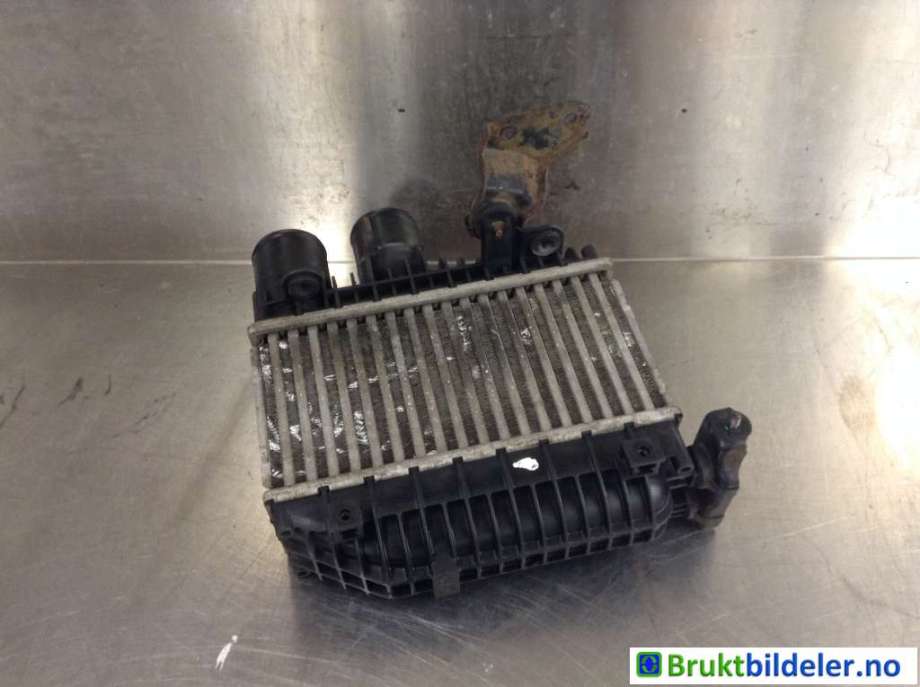 Intercooler til Toyota Avensis 2003-2008 (Type II) (TOYOTA||873067D)