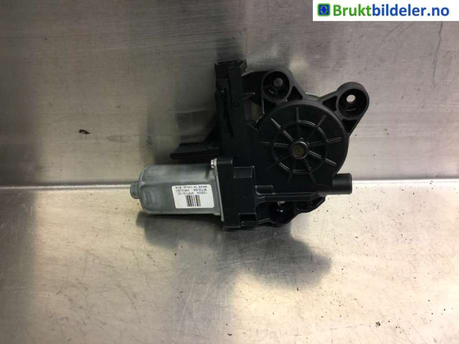 Ruteheis venstre foran til Volvo V70 2007-2013 (Type III, Fase 1)  (VOLVO||970713-102)