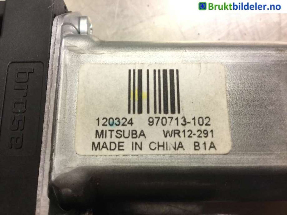 Ruteheis venstre foran til Volvo V70 2007-2013 (Type III, Fase 1)  (VOLVO||970713-102)