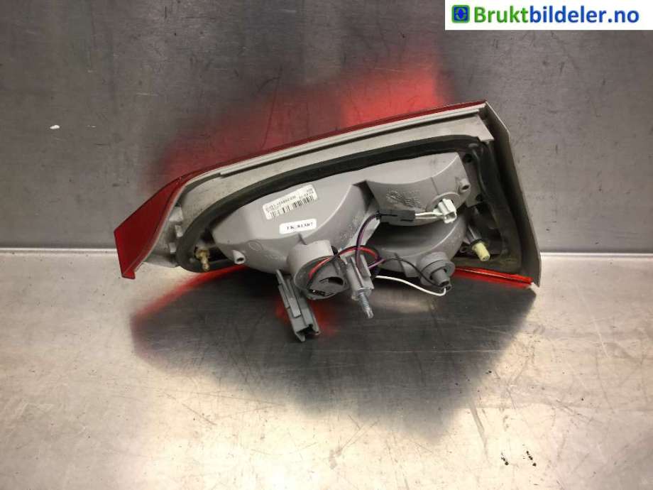 Baklykt høyre indre til Ford Focus 2011-2014 (Type III, Fase 1)  (FORD|BM51-13A602-DB|)