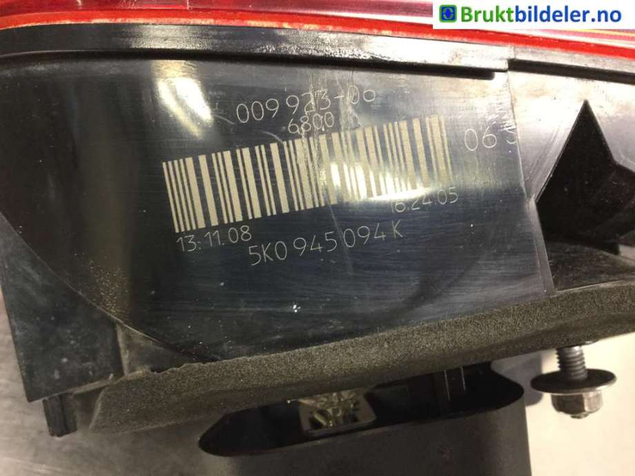 Baklykt høyre indre til VW Golf VI 2008-2012  (VOLKSWAGEN|5K0 945 094 K|)