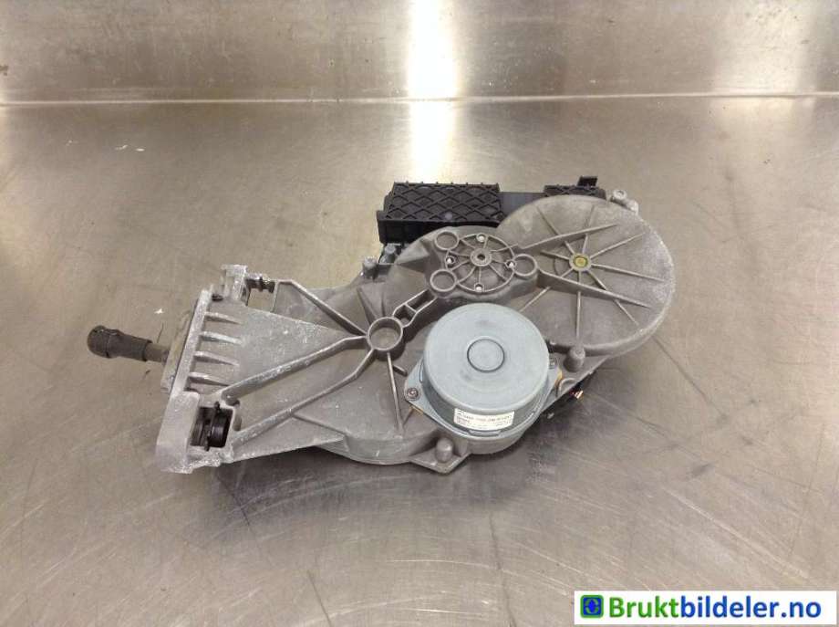 Baklukeåpner motor til Mercedes C-Klasse 2014-2018 (Fase 1) (W205) (W205) (MERCEDES|A 099 760 26 01||A 205 820 03 42)