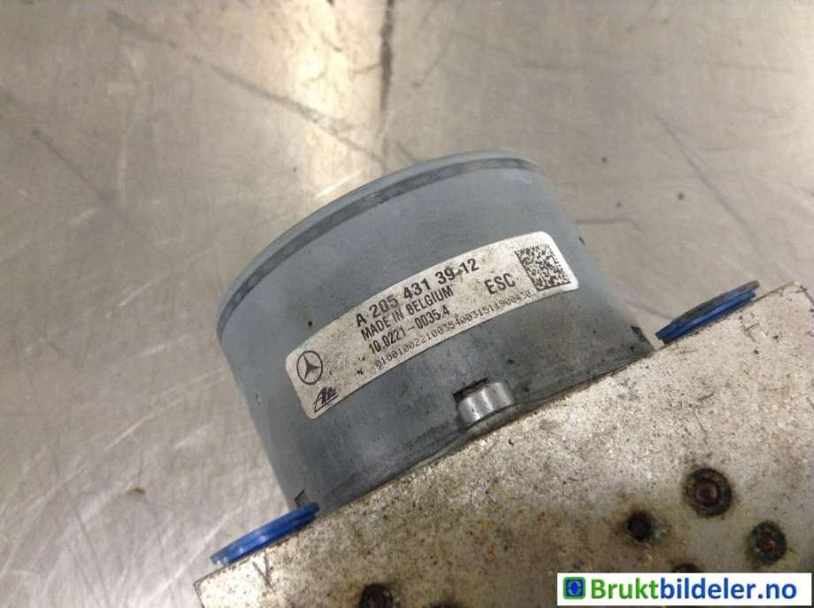 ABS sentral til Mercedes C-Klasse 2014-2018 (Fase 1) (W205) (W205) (MERCEDES|A 205 431 39 12|10.0221-0035.4|A 205 901 29 00)