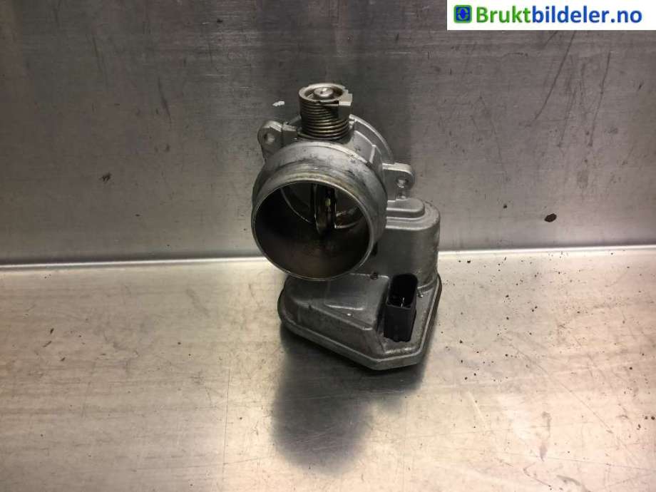 Spjeldhus til BMW 1-Serie, 2004-2011 (E81/E82/E87/E88) (E81/E82/E87/E88) (BMW|13 54 7 804 373)