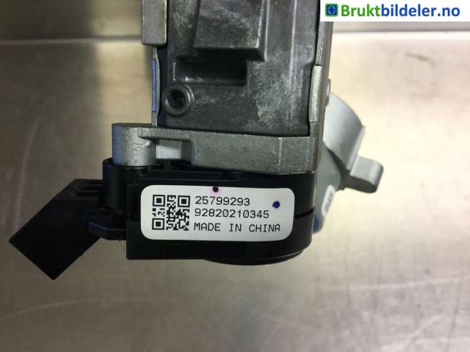 Tenningslås til Opel Insignia A 2009-2014  (OPEL||F00 HJ00 363|25799293)
