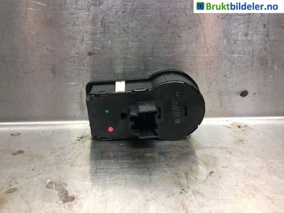 Bryter lys til Opel Insignia A 2009-2014  (OPEL|13268707|)