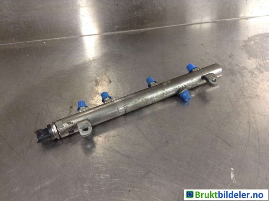 Dyseskinne (fuelrail) til Iveco Daily, 2014-->> (Type VI)  (IVECO|5801386699)