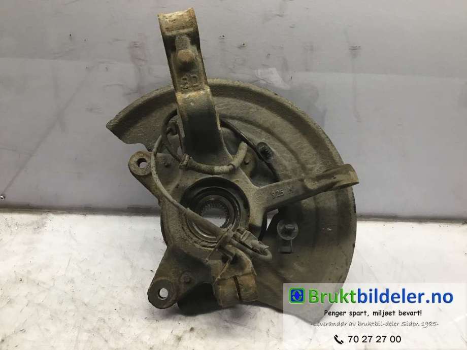 Hjulspindel høyre foran til Mercedes Citan 2012-2021 (W415) (W415) (MERCEDES|A 415 332 02 00|)