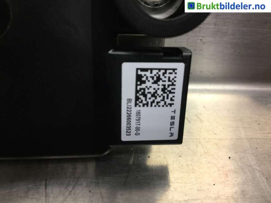Sensor diverse til Tesla Model Y 2021-2024 (Type I)  (1607917-00-G|)