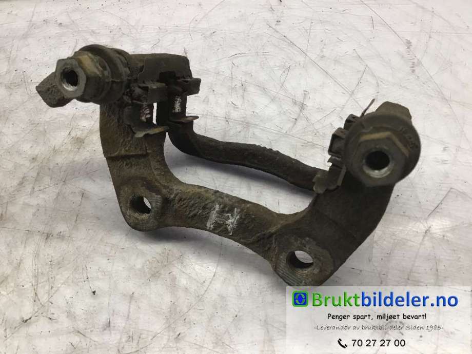 Bremsecaliper brakett til Mercedes Citan, 2012-2021 (W415) (W415) (MERCEDES|A 415 423 01 06)