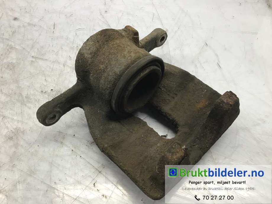 Bremsecaliper høyre foran til Mercedes Citan 2012-2021 (W415) (W415) (MERCEDES|A 415 420 11 83|)