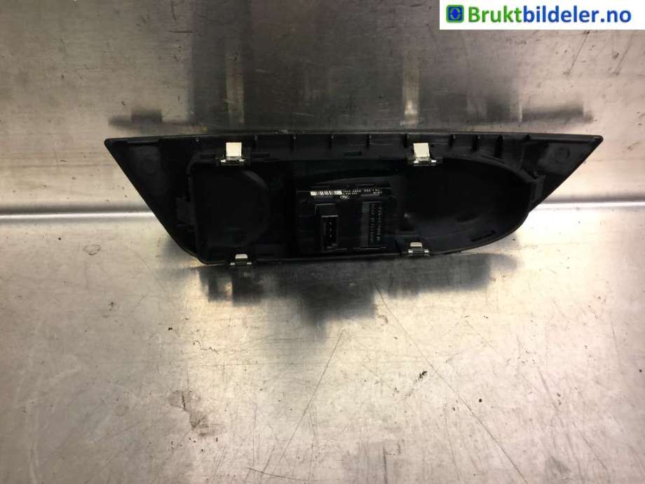 Bryter ruteheis til BMW X1 2009-2015 (E84) (E84) (BMW|6 935 534|)
