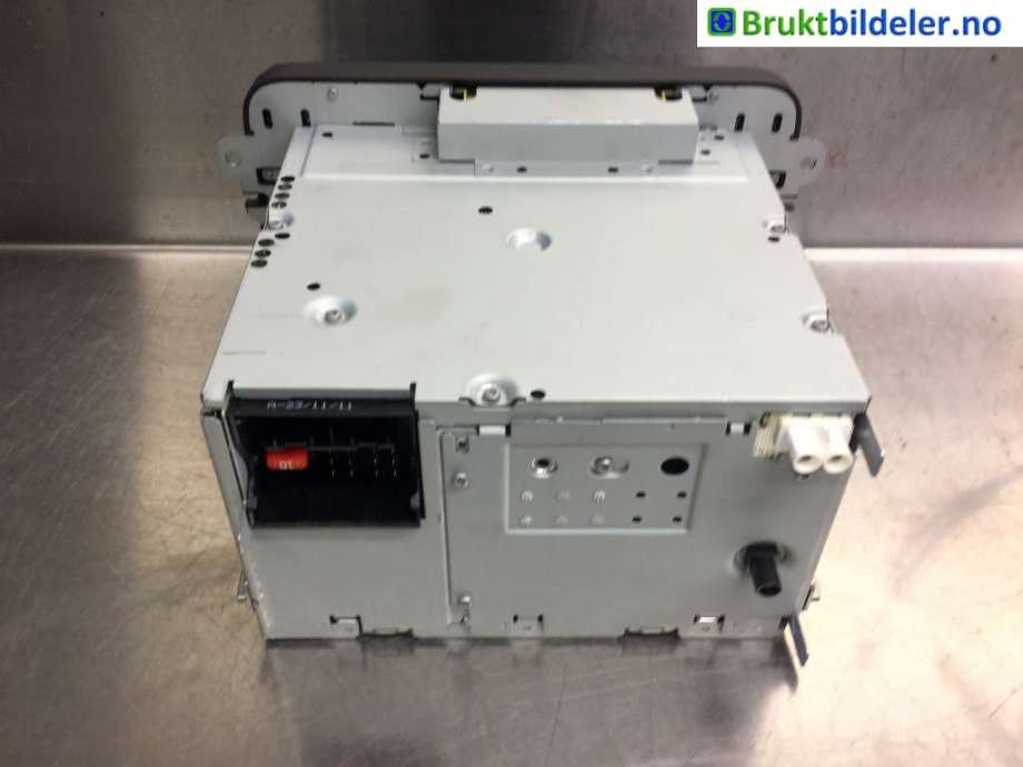 Bilstereo til VW Golf VI 2008-2012  (VOLKSWAGEN|3C8 035 195 G|7 640 207 360|)