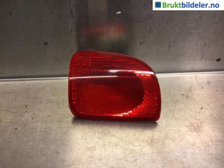 Refleksplate til Mercedes Citan, 2012-2021 (W415) (W415) (MERCEDES|8200419908)