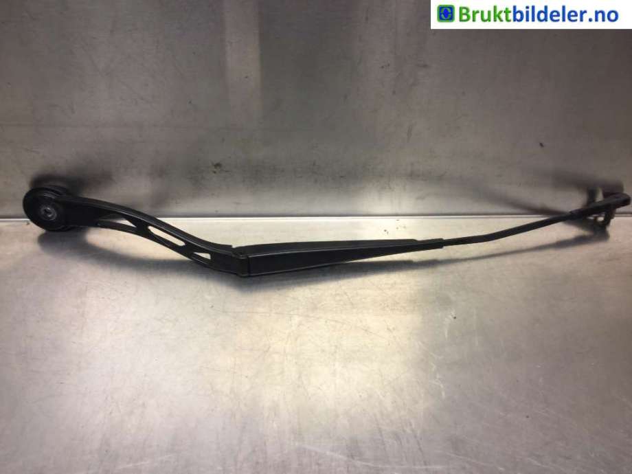 Viskerarmer frontrute til BMW i3, 2013-2022  (BMW|6161 7 322 162)